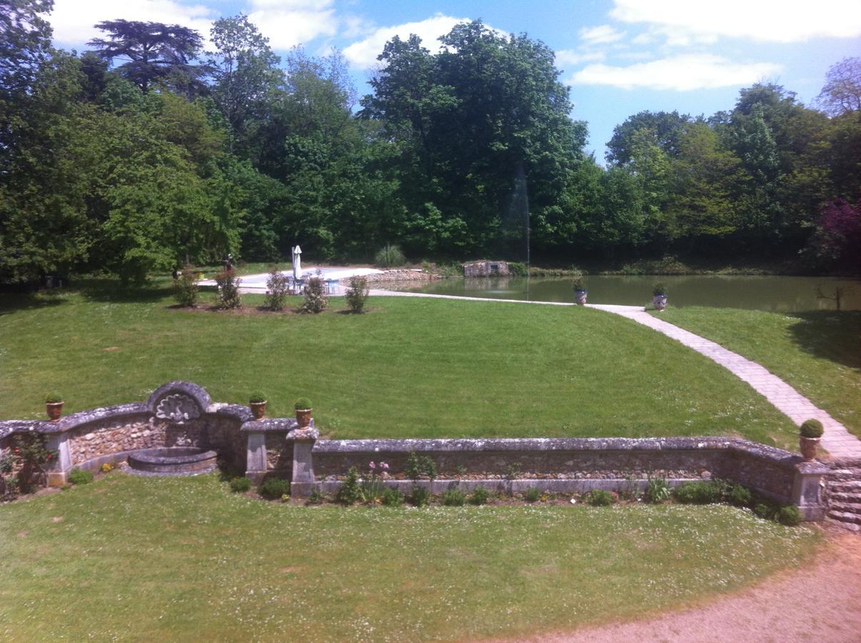 Chateau Marieville Bonneuil-Matours Exteriör bild